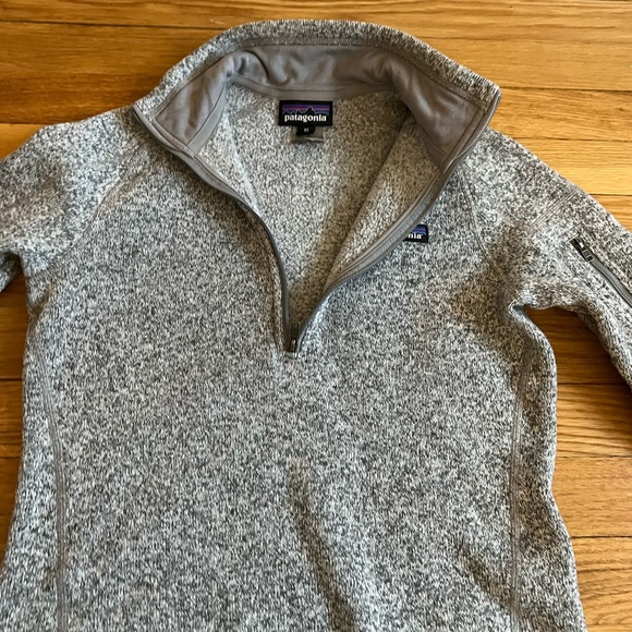 Patagonia Sweatshirt - Picture 6 of 11